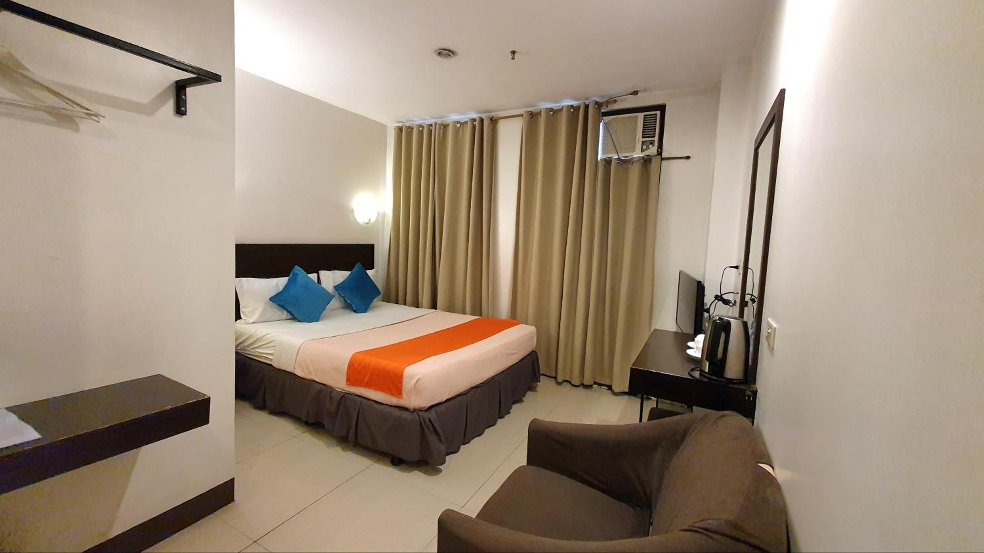 A Hotel Baguio Багио Экстерьер фото