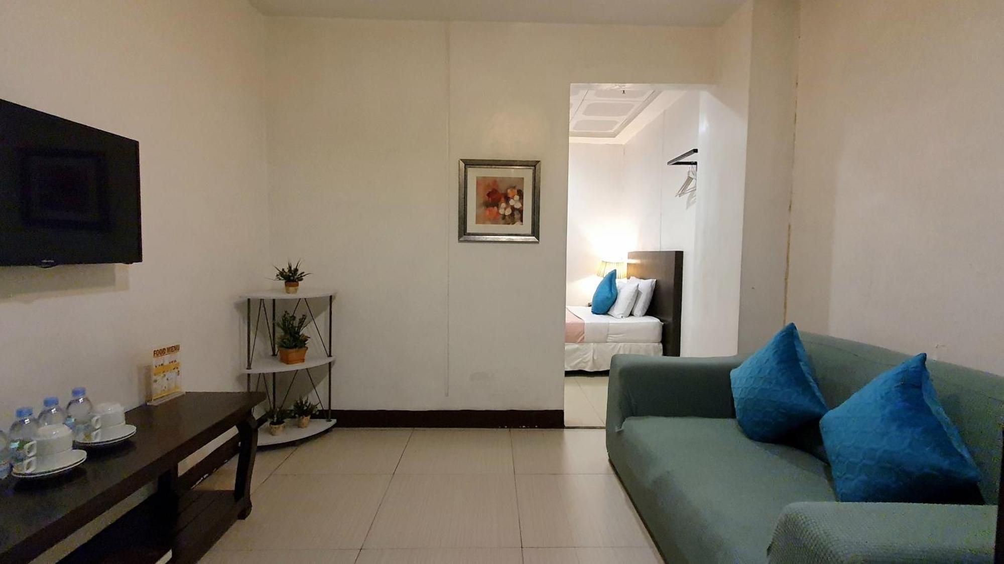 A Hotel Baguio Багио Экстерьер фото